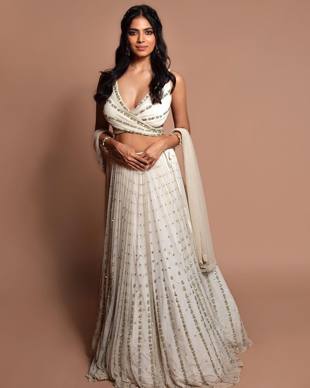 Serene Off White All Over Heavy Embroidery & Sequins Work Wedding Lehenga E-027