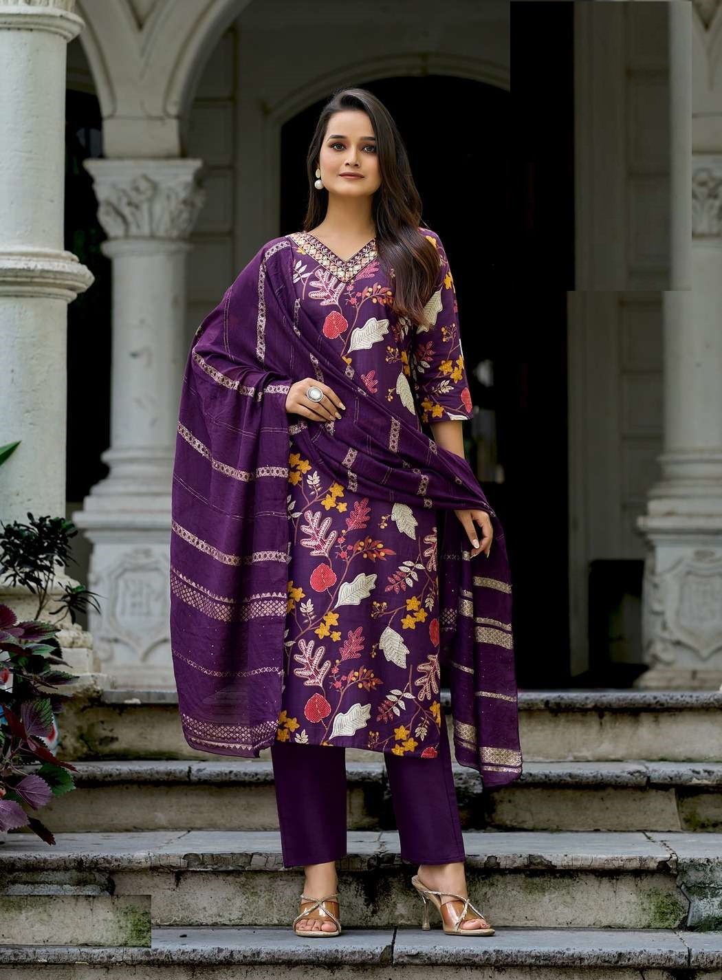 Casual Wear Floral Prints Vetican Silk Suits 4001